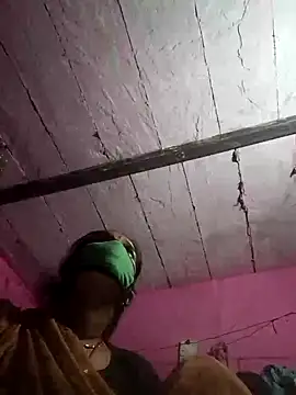 Snapshot of Hot_ashna chatting on 09.14.25 Hot ashna online show from 09.14.25