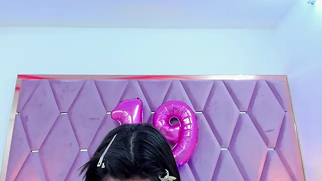 Snapshot of MaskedGirl_ chatting on 09.27.25 MaskedGirl  online show from 09.27.25
