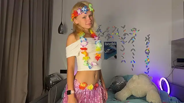 lxsundollyxl online show from 10.04.25