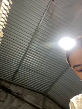 Snapshot of han-cute chatting on 10.13.25 han-cute online show from 10.13.25