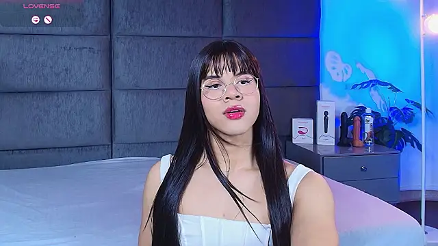 Slenna Moon online show from 02.21.26