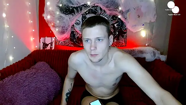 Xavier Night81 online show from 10.31.25