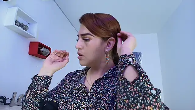 Skylar  Desire online show from 09.12.25