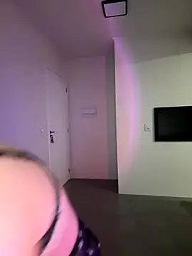 dinexzsummer online show from 10.26.25