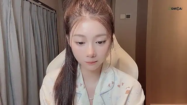 Makinghappymyself  online show from 12.02.25