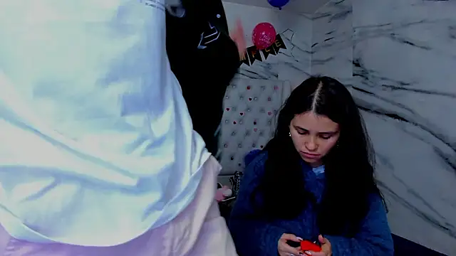 Ari and Storm online show from 02.28.26