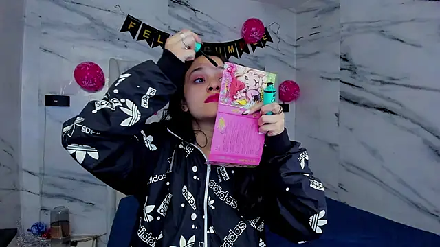 Ari and Storm online show from 03.12.26