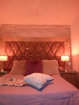 AmiraMorgan online show from 11.30.25