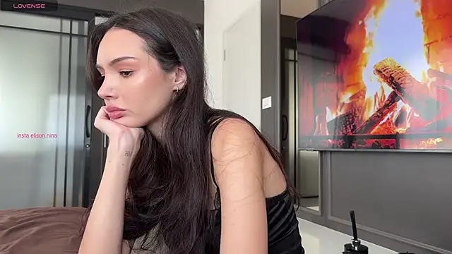 elisonni  online show from 11.17.25