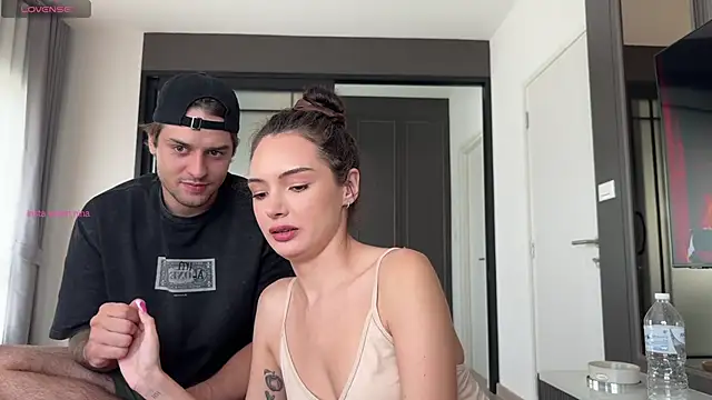 elisonni  online show from 11.18.25