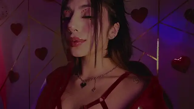 Hollyxx  online show from 02.15.26