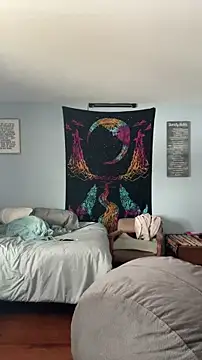 Snapshot of Lunablu13 chatting on 12.15.25 Lunablu13 online show from 12.15.25