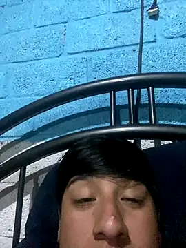 Snapshot of Kangry_12 chatting on 12.17.25 Kangry 12 online show from 12.17.25