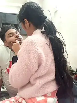 romantic couple1 online show from 12.19.25