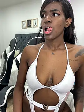 Alma Stevenson online show from 09.16.25