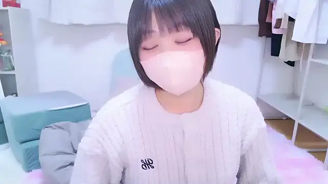 Hinata Sun online show from 02.05.26