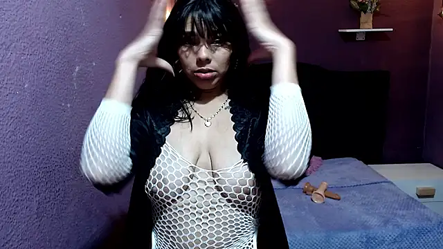 brenda smile33 online show from 09.10.25