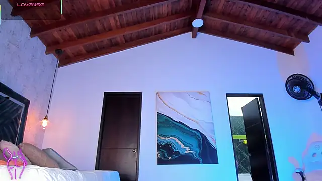 Sofi Moreno online show from 11.22.25