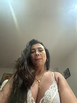 Snapshot of mia_mancinii chatting on 06.14.26 mia mancinii online show from 06.14.26