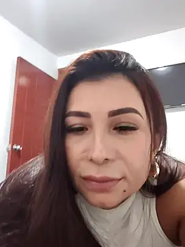 Snapshot of mia_mancinii chatting on 06.27.26 mia mancinii online show from 06.27.26
