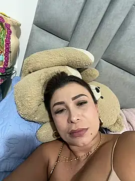 Snapshot of mia_mancinii chatting on 06.27.26 mia mancinii online show from 06.27.26