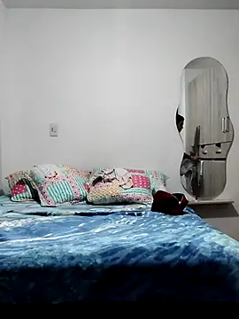 Snapshot of mia_mancinii chatting on 07.19.26 mia mancinii online show from 07.19.26