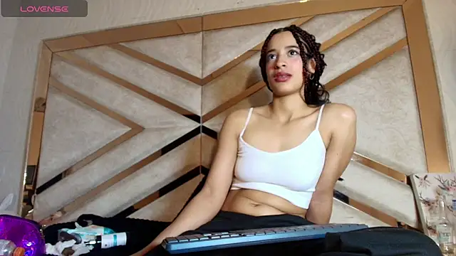 Alisha Evans Rs online show from 03.15.26