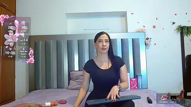 cortney tayler online show from 11.26.25