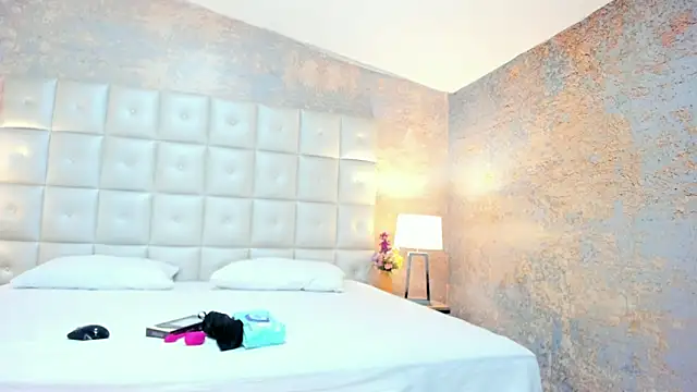 SheyLopez online show from 03.29.26