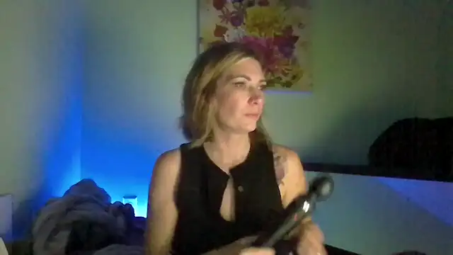 Snapshot of xpbunni chatting on 09.26.25 xpbunni online show from 09.26.25