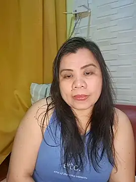 hotlyn45 online show from 02.13.26