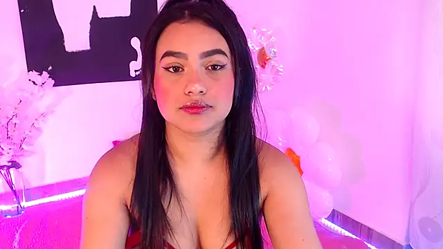 Snapshot of Sami-Queen chatting on 06.16.26 Sami-Queen online show from 06.16.26