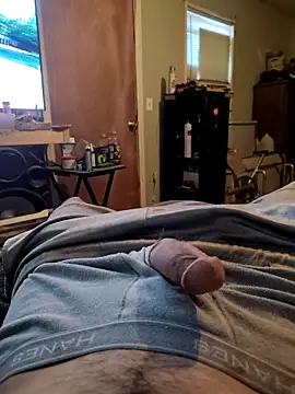 Snapshot of Wolfyking95 chatting on 09.09.25 Wolfyking95 online show from 09.09.25