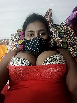 Snapshot of Schii69 chatting on 11.28.25 Schii69 online show from 11.28.25