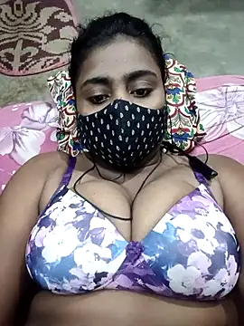 Snapshot of Schii69 chatting on 12.04.25 Schii69 online show from 12.04.25