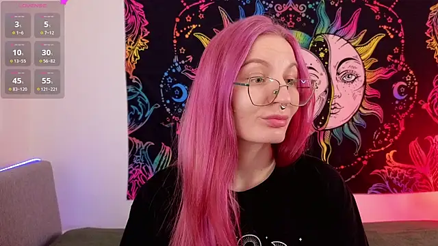 Snapshot of aurea_filix chatting on 11.04.25 aurea filix online show from 11.04.25