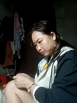 suki-lady online show from 11.23.25