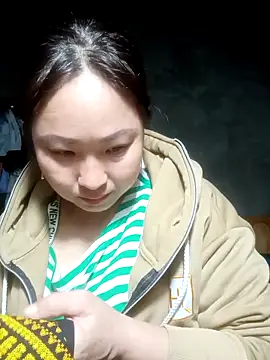 suki-lady online show from 12.03.25