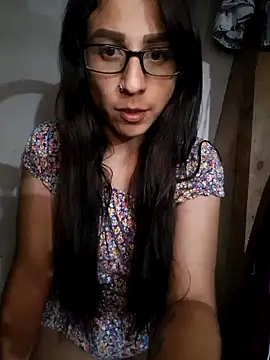 Snapshot of Lindasimpson chatting on 09.15.25 Lindasimpson online show from 09.15.25