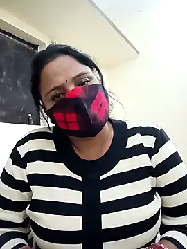 Shikha-mehra7 online show from 11.01.25