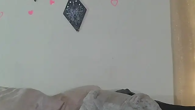 LunaNova999 online show from 12.19.25