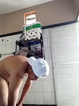 Snapshot of BandidoMal-972409 chatting on 12.20.25 BandidoMal-972409 online show from 12.20.25