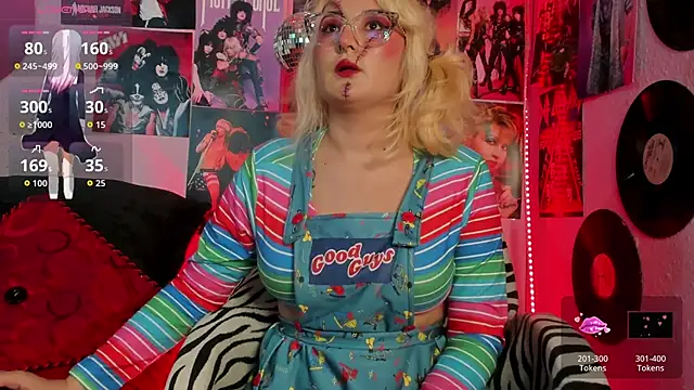 Snapshot of Avril_Maria chatting on 10.24.25 Avril Maria online show from 10.24.25