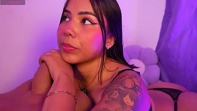 sarah babee  online show from 05.15.26