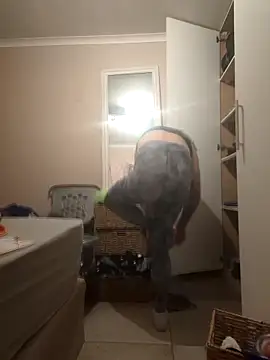 macmaddy8989 online show from 02.13.26