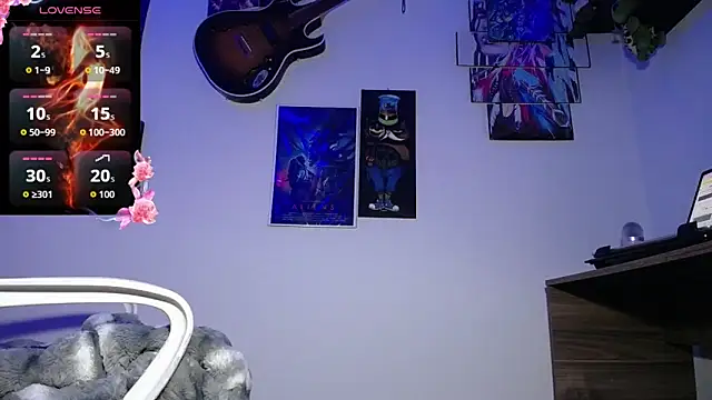 Snapshot of moonligth18 chatting on 10.09.25 moonligth18 online show from 10.09.25