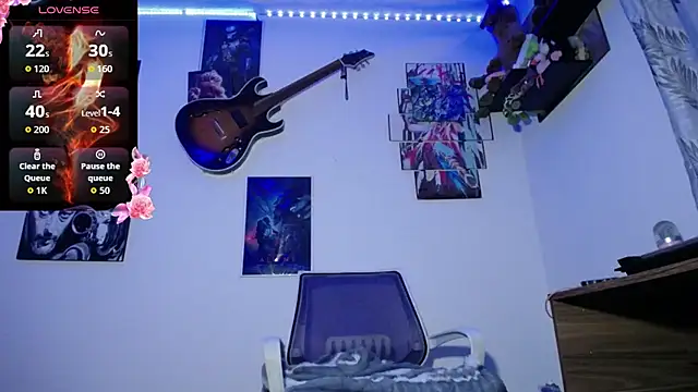 Snapshot of moonligth18 chatting on 12.01.25 moonligth18 online show from 12.01.25