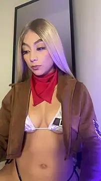 Snapshot of Tessa__Winslow chatting on 03.25.26 Tessa Winslow online show from 03.25.26