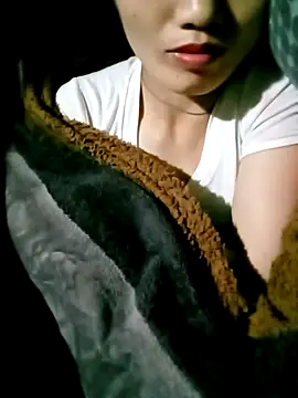 ngan-cute online show from 10.25.25