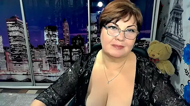 Snapshot of Bela_Lana_ chatting on 11.19.25 Bela Lana online show from 11.19.25